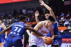 关键时刻中超焦点战，山东男篮门线救险，悬念犹存，阵容厚度经受考验 -安博中国官网