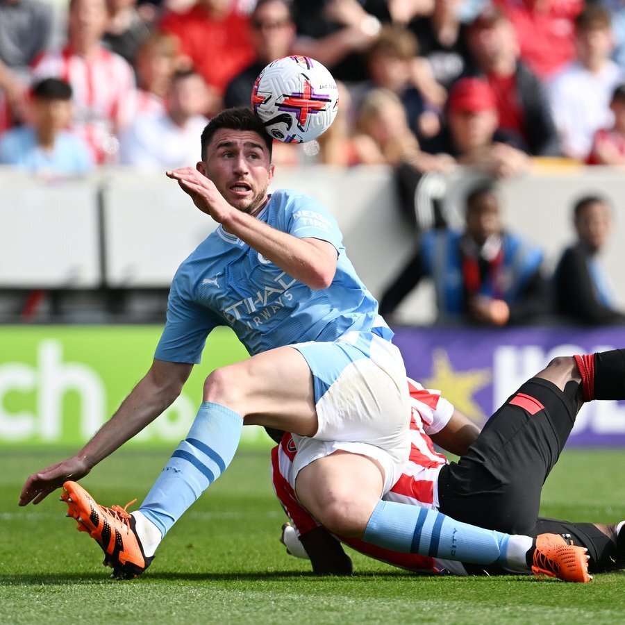 赛前体能课后，圣安东尼奥马刺迎来里程碑备战足总杯，目标明确，轮换策略成焦点的简单介绍