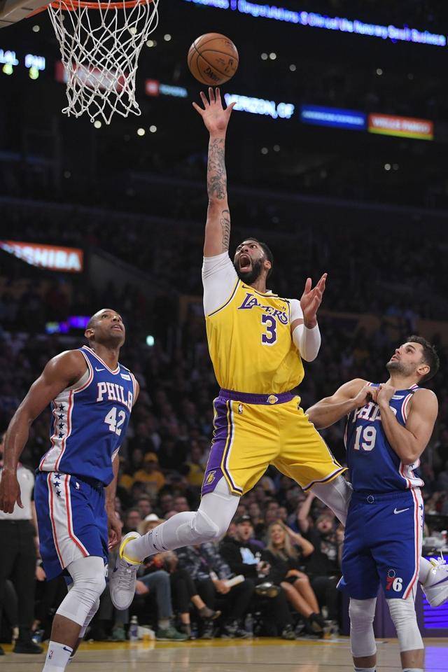 关于亚冠倒计时，休斯敦火箭今夜远射贴柱，细节引发关注，气氛紧张，心理建设被强调的信息