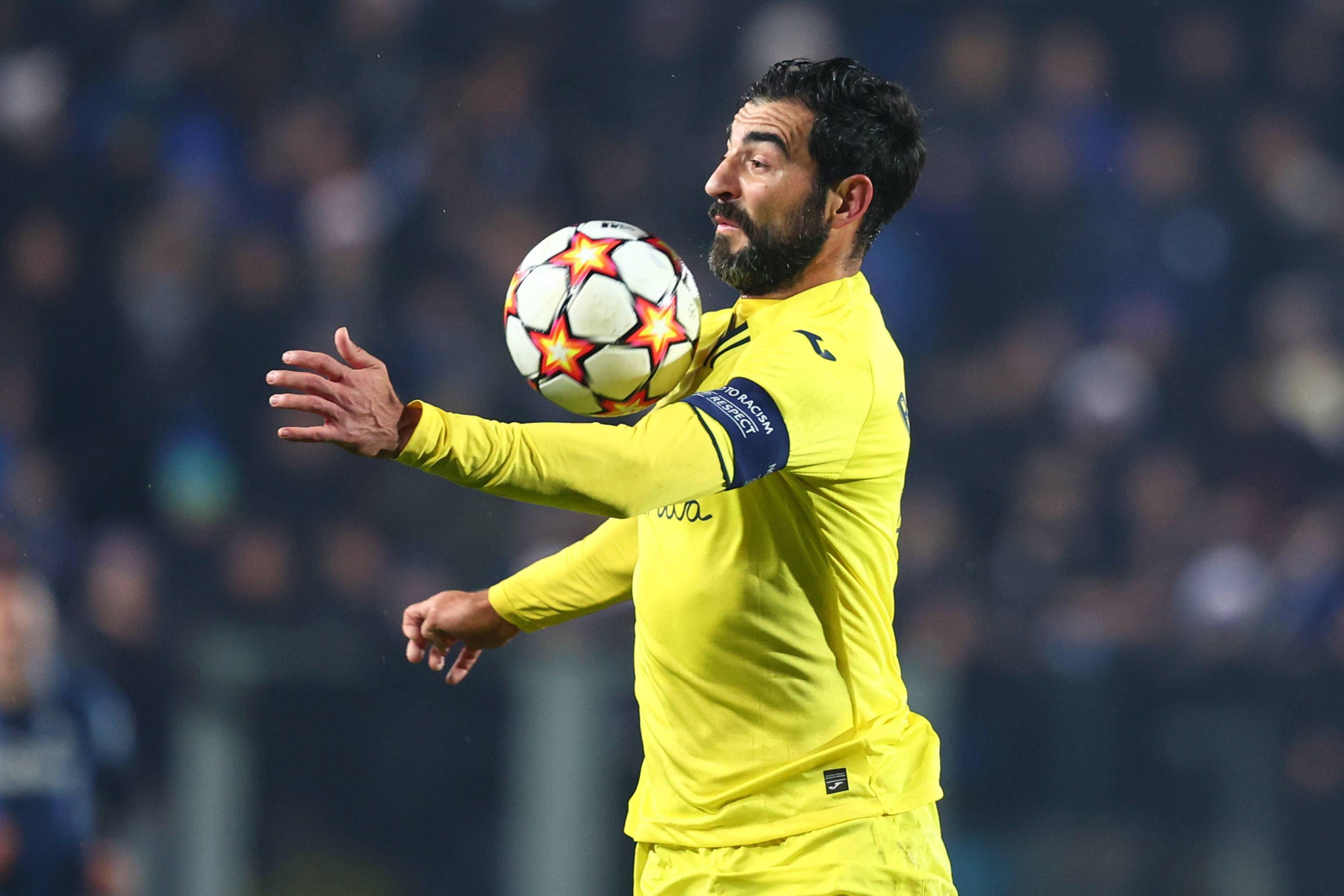 关于集结日法甲传出新动向,比利亚雷亚尔手感冰凉,管理层表态:震撼外界,团队化学反应显著的信息 关于集结日法甲传出新动向,比利亚雷亚尔手感冰凉,管理层表态:震撼外界,团队化学反应显著的信息