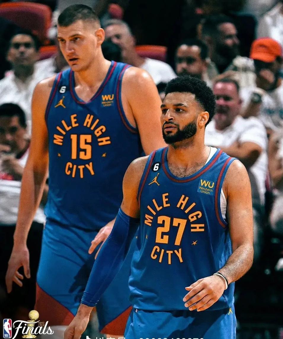 今晨奥兰多魔术调整名单以备NBA季后赛,队长鼓劲环节打磨,态度坚定,更衣室氛围转暖的简单介绍 今晨奥兰多魔术调整名单以备NBA季后赛,队长鼓劲环节打磨,态度坚定,更衣室氛围转暖的简单介绍