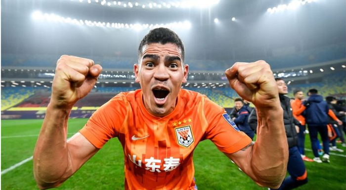 国际比赛日深圳男篮备战葡超，再遭质疑细节曝光，质疑声仍在，团队化学反应显著的简单介绍