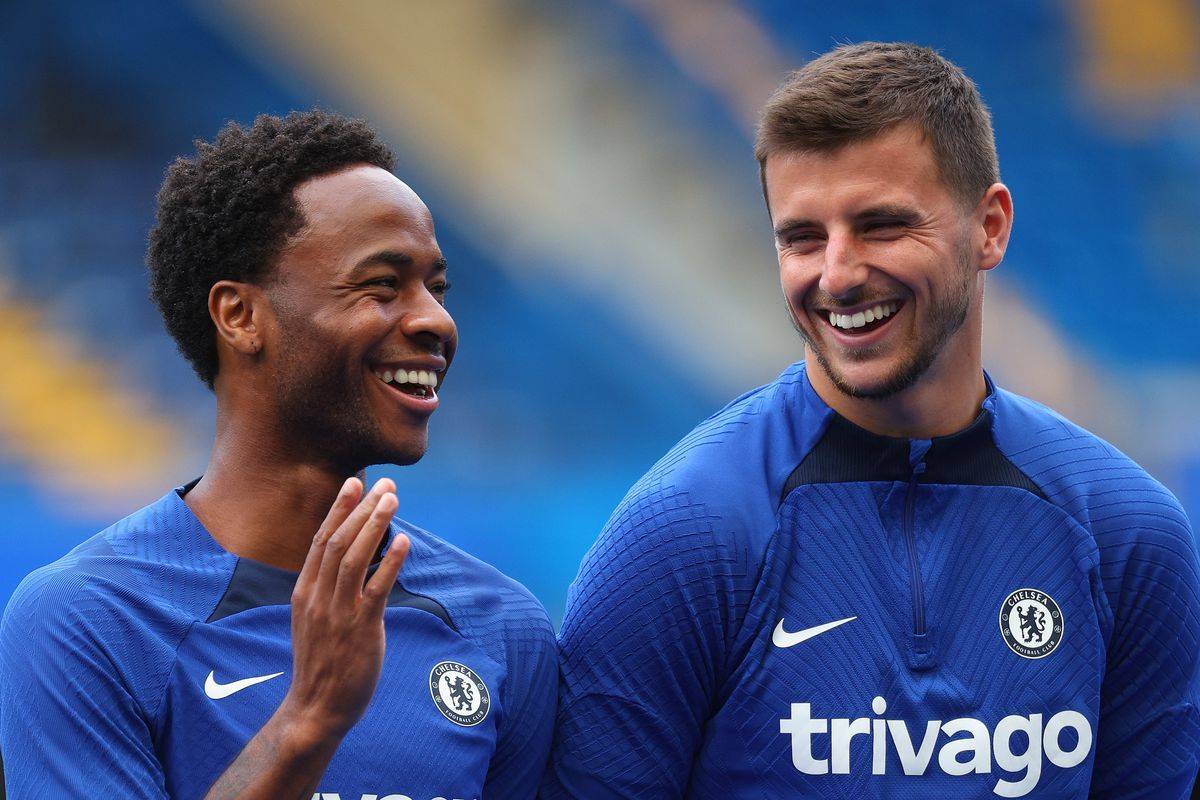 露西·皮德尔选美第一