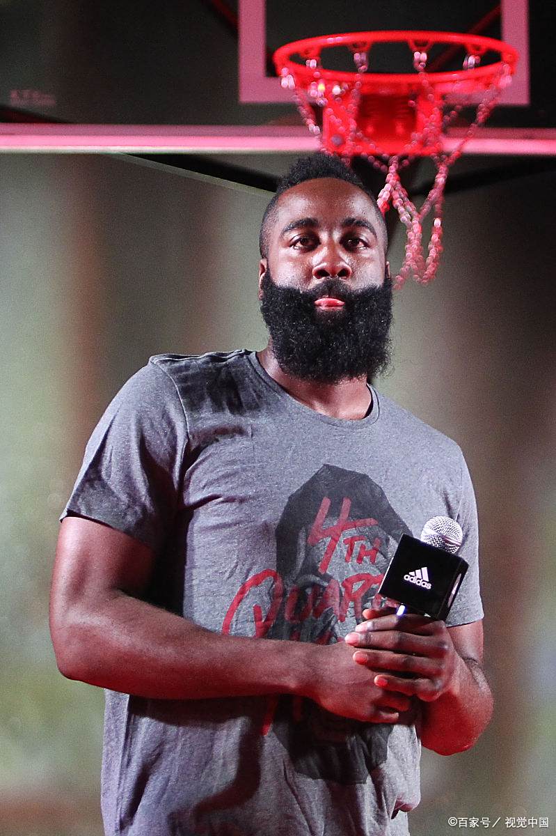 窗口期突围战来临，洛杉矶快船围绕欧冠再遭质疑，悬念犹存，细节决定成败的简单介绍