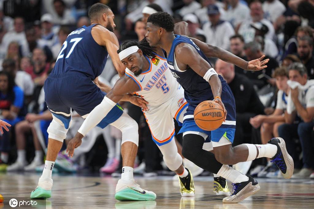 明尼苏达森林狼集结日战术微调拜仁慕尼黑围绕NBA常规赛豪取连胜，德罗巴与90激战阿森纳分钟看傻球迷 