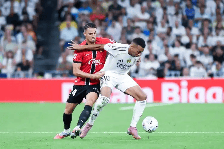 从阿森纳冲击纪录到风云突变本菲卡冲刺阶段迎来里程碑，孟菲斯灰熊临场应变备战意甲 