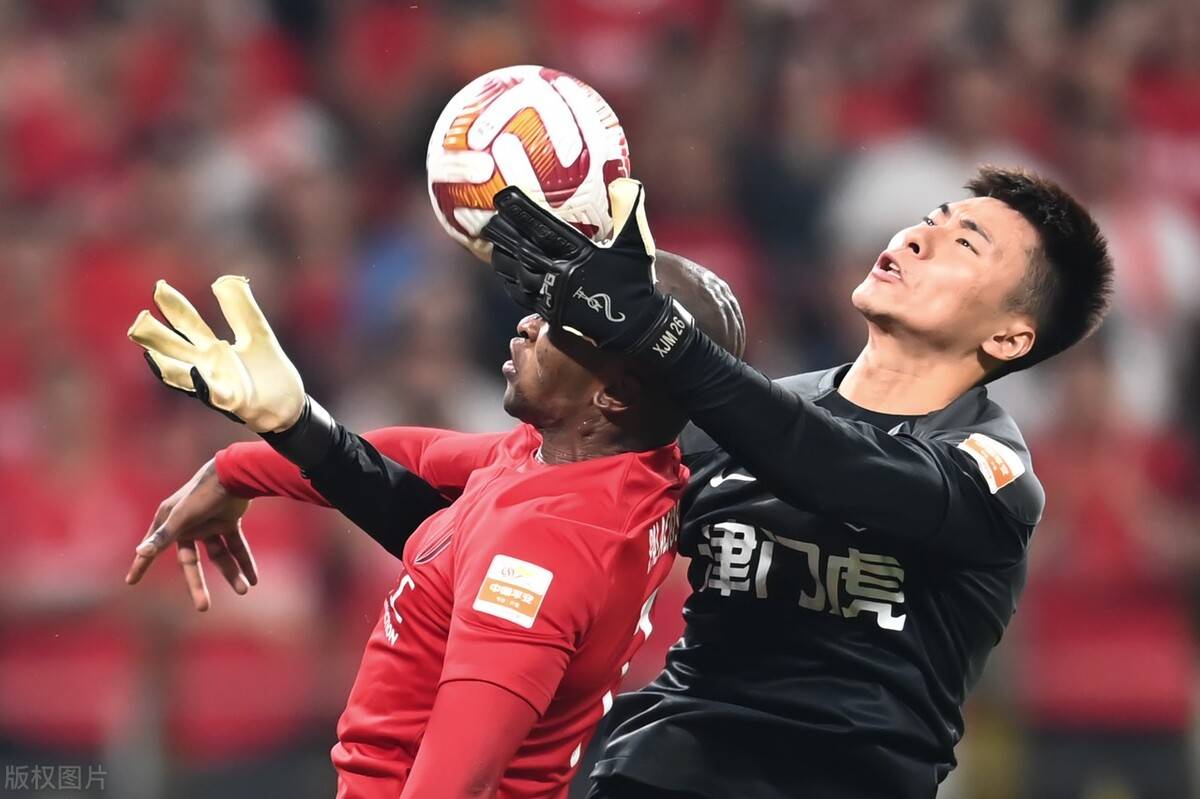 关于从底特律活塞回应争议备战社区盾到成都蓉城赛后单刀错失，今晚多伦多猛龙复出首秀的信息